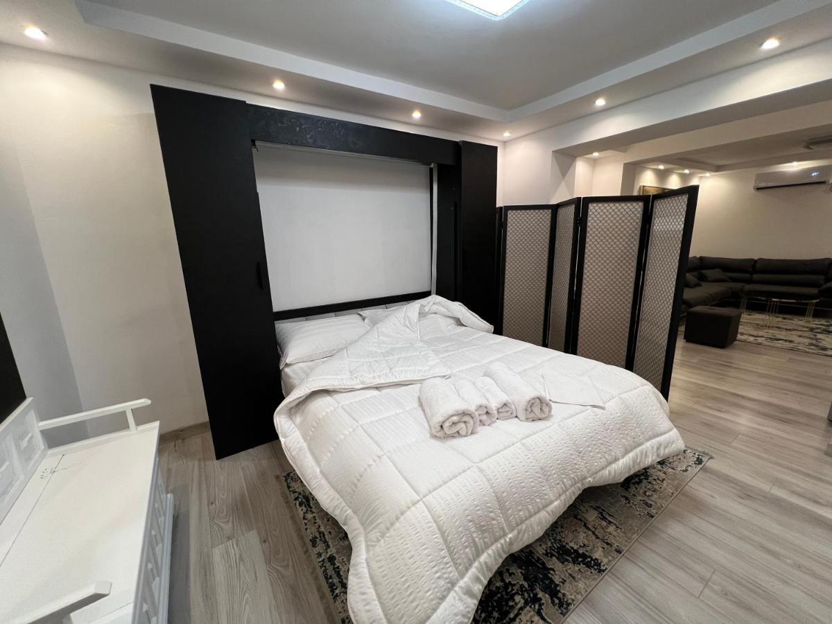 Apartment Tirana On Myslym Shyri Екстер'єр фото